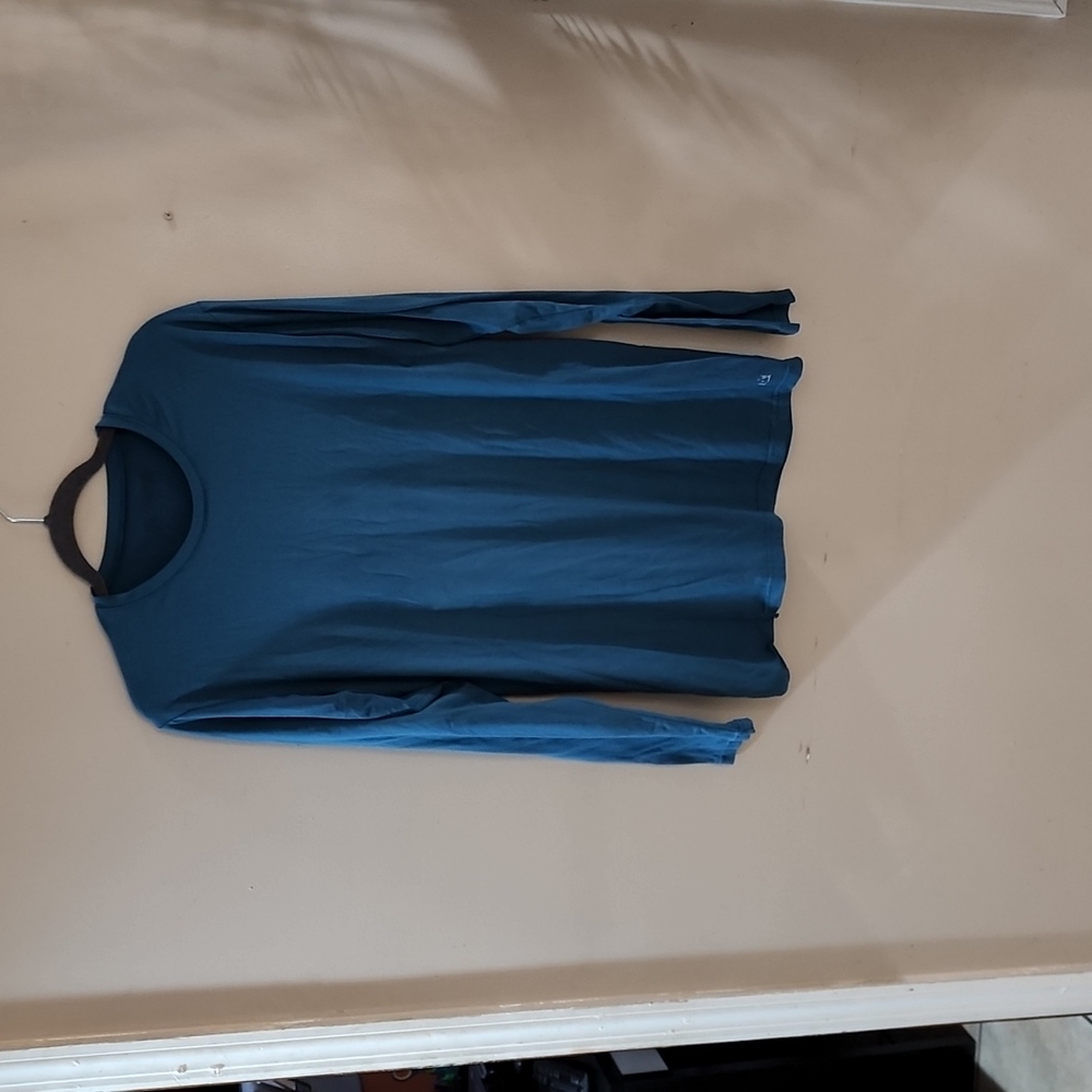 3/$15 Men t-shirt